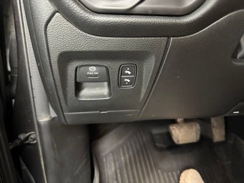 Used 2023 RAM 1500 Big Horn AWD/4WD image 39