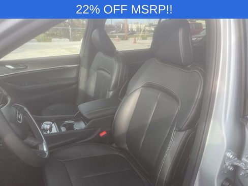 New 2025 Jeep Grand Cherokee L Limited image 9