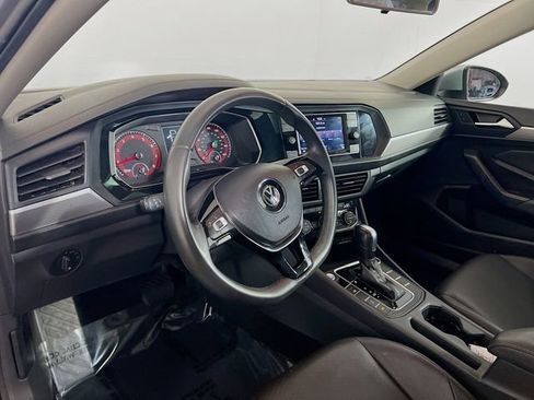 Used 2020 Volkswagen Jetta SE FWD image 10