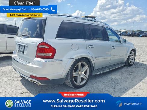 Used 2011 Mercedes-Benz GL 550 4MATIC image 4