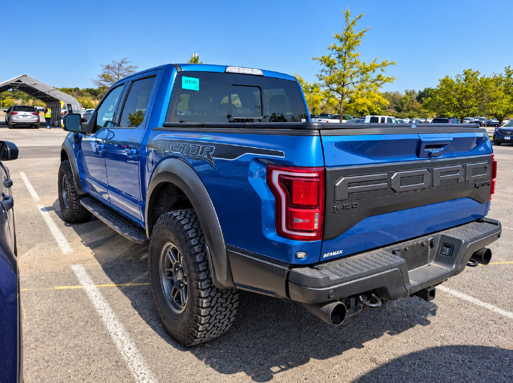 Used 2019 Ford F150 Raptor w/ Equipment Group 802A Luxury AWD/4WD image 4