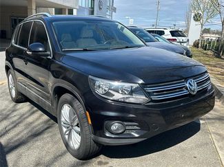 Used 2015 Volkswagen Tiguan SE video 1
