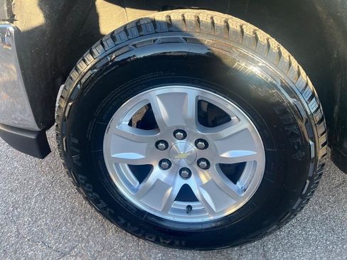 Used 2018 Chevrolet Silverado 1500 LT RWD image 23