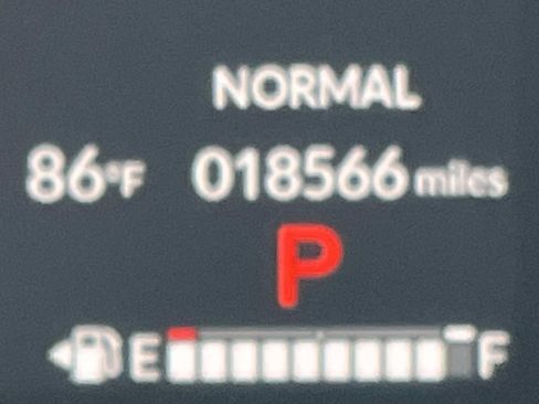 Used 2025 Honda Pilot Touring image 36