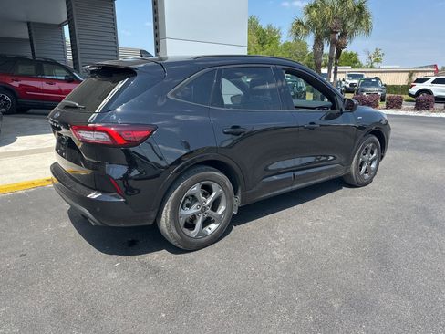 Used 2024 Ford Escape ST-Line w/ Tech Pack #1 image 4