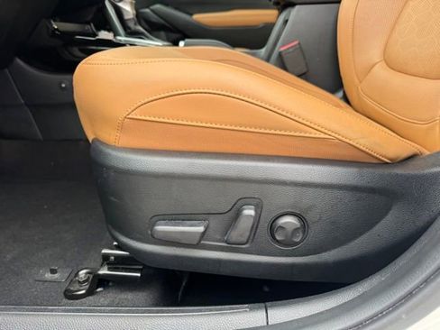 Certified 2024 Kia Seltos EX FWD image 16