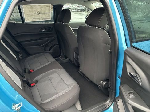 New 2026 Chevrolet Trax LS w/ LS Convenience Package image 28