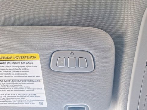 Used 2023 Ford Explorer Limited image 14