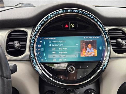 Certified 2023 MINI Cooper SE image 11