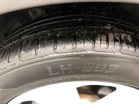 Used 2016 Buick Encore FWD image 27