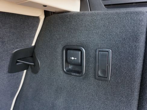 Used 2019 BMW X3 sDrive30i RWD image 16