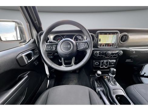 Used 2023 Jeep Wrangler Unlimited w/ 8.4" Radio Group AWD/4WD image 8