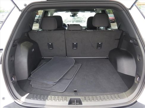 Used 2026 Chevrolet Equinox LT FWD image 17