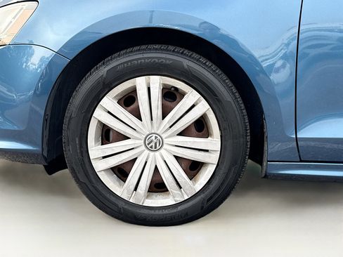 Used 2017 Volkswagen Jetta S image 37