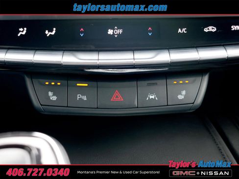 Used 2024 Cadillac XT4 Luxury AWD/4WD image 16