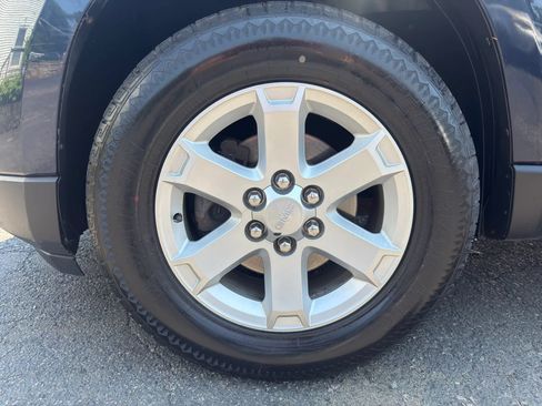 Used 2016 GMC Acadia SLE AWD/4WD image 12