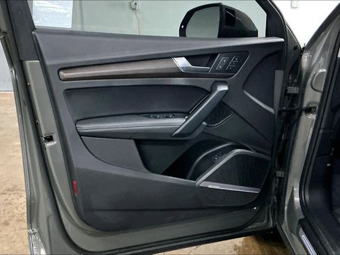 Used 2023 Audi Q5 2.0T Premium Plus w/ Premium Plus Package image 25