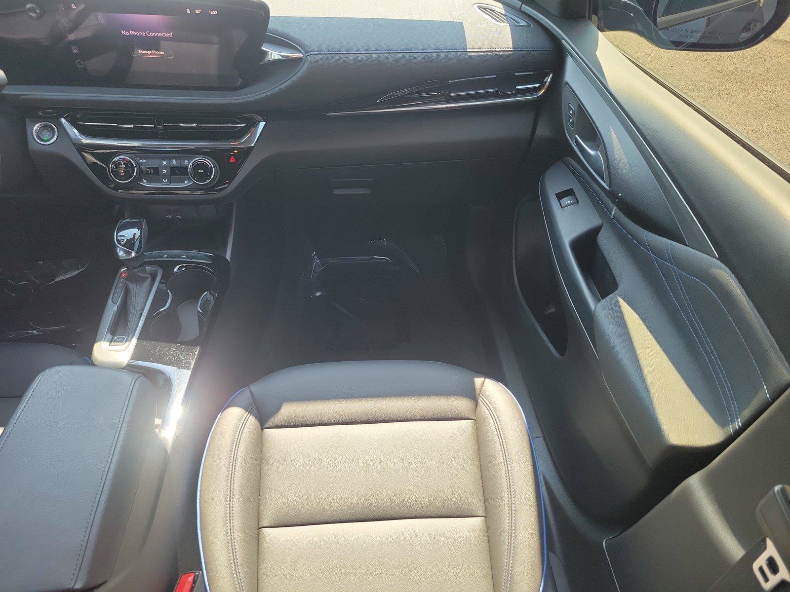 Used 2025 Buick Envista Sport Touring w/ Experience Buick Package FWD image 10