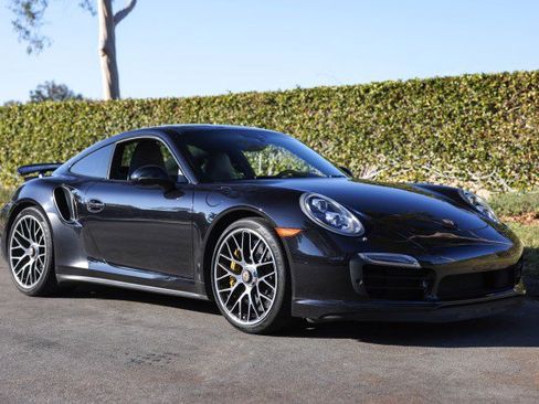 Used 2015 Porsche 911 Turbo S image 7