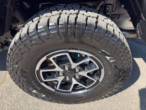 New 2026 Jeep Gladiator Rubicon AWD/4WD image 23