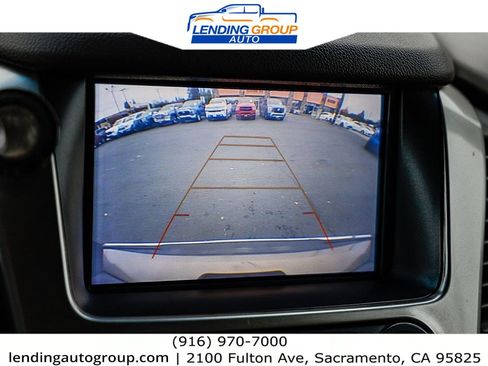 Used 2018 Chevrolet Suburban Premier image 23