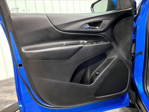 Used 2024 Chevrolet Equinox LT image 23