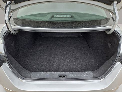 Used 2023 Nissan Sentra SV image 14