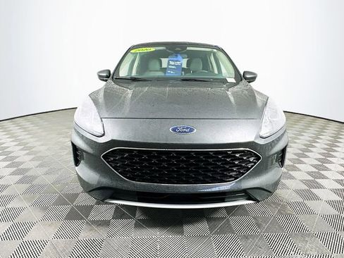 Certified 2020 Ford Escape SE image 5