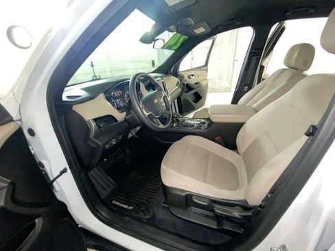 Used 2024 Chevrolet Traverse LS w/ Safety Package FWD image 27