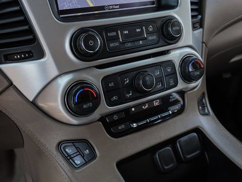 Used 2020 GMC Yukon SLT w/ Open Road Package AWD/4WD image 37