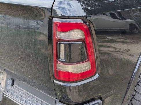Used 2022 RAM 1500 Laramie AWD/4WD image 7