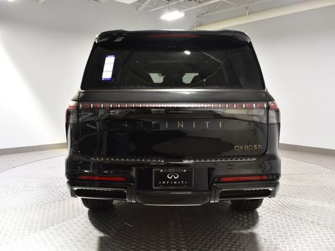 Used 2026 INFINITI QX80 4WD w/ Sport Exterior Package image 4