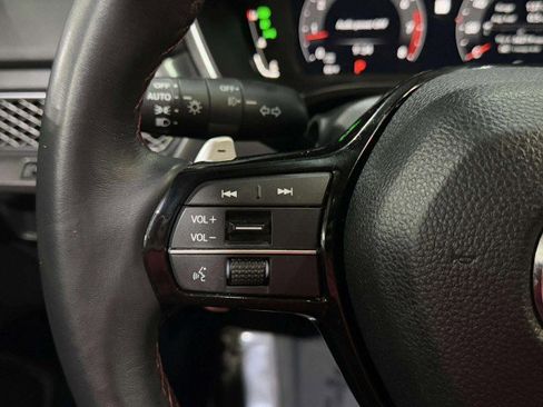 Used 2023 Acura Integra A-Spec image 19