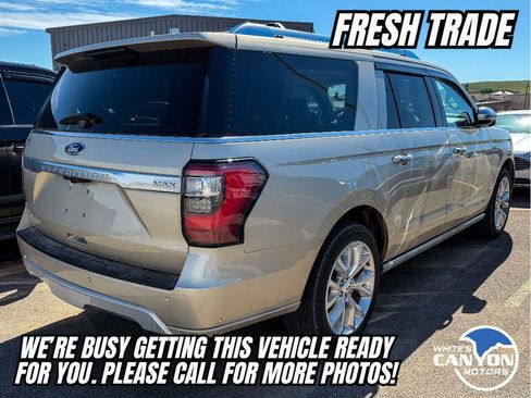 Used 2018 Ford Expedition Max Platinum AWD/4WD image 2