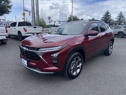 Used 2025 Chevrolet Trax LT w/ Driver Confidence Package