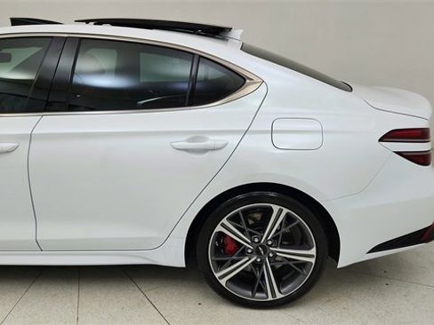 Used 2025 Genesis G70 2.5T w/ Sport Prestige Package image 10
