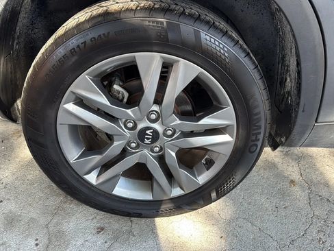 Used 2021 Kia Seltos S FWD image 47