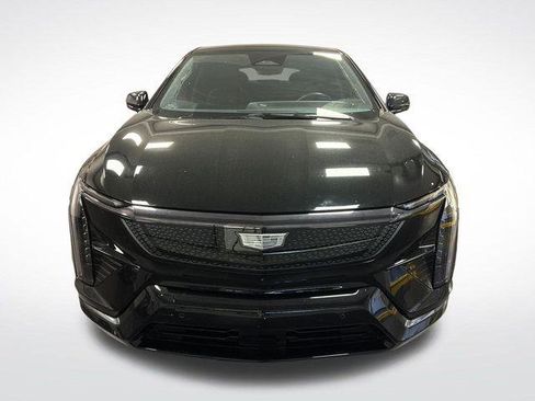 Certified 2025 Cadillac Optiq Sport 1 w/ LPO, ONYX Package AWD/4WD image 40