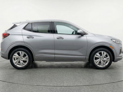 Used 2025 Buick Encore GX Preferred image 11