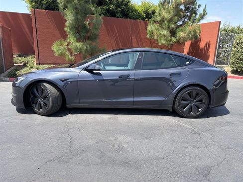 Used 2024 Tesla Model S AWD/4WD image 3