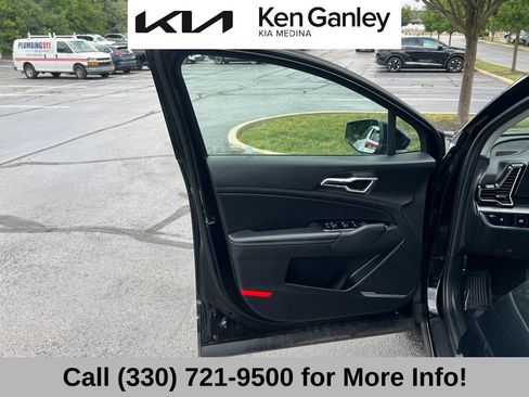 Certified 2024 Kia Sportage EX AWD/4WD image 26
