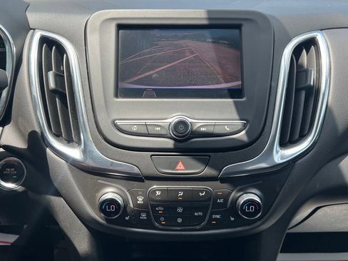 Used 2021 Chevrolet Equinox LT FWD image 13