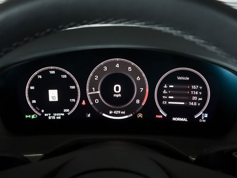 Used 2026 Porsche Panamera RWD image 16