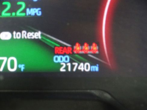 Used 2024 Toyota RAV4 LE image 32