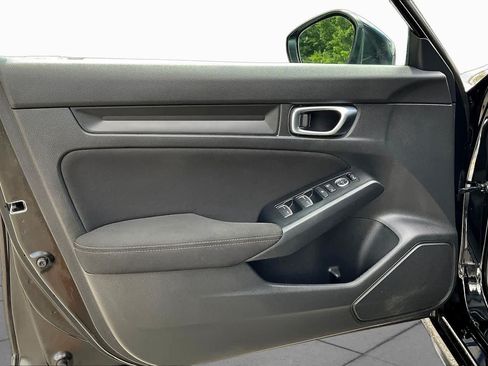 Used 2025 Honda Civic Sport image 21