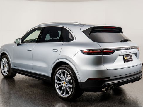 Used 2022 Porsche Cayenne S image 15