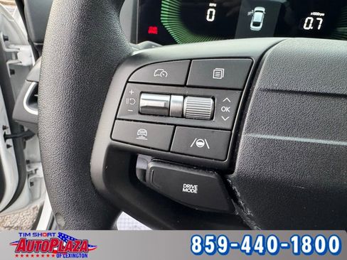 Used 2025 Kia K4 LXS image 16