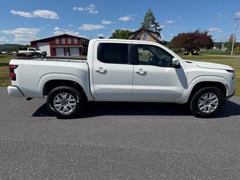 Used 2023 Nissan Frontier SV AWD/4WD image 7