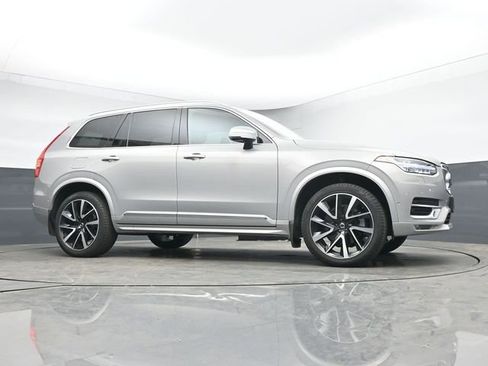 Used 2023 Volvo XC90 B5 Plus w/ Protection Package Premier image 10