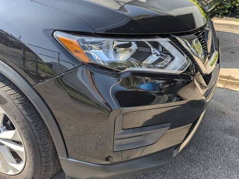 Used 2018 Nissan Rogue S w/ S Value Package FWD image 22